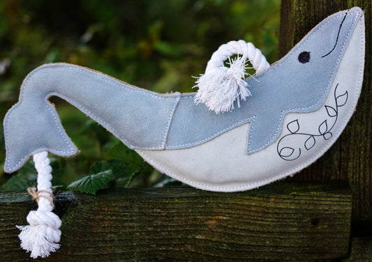 Winnie the Whitby Whale Eco Dog Toy